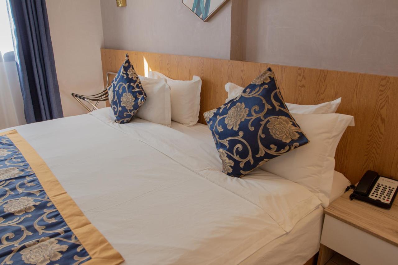 Vancii Hotel 万禧假日酒店 シェフシャウエン エクステリア 写真